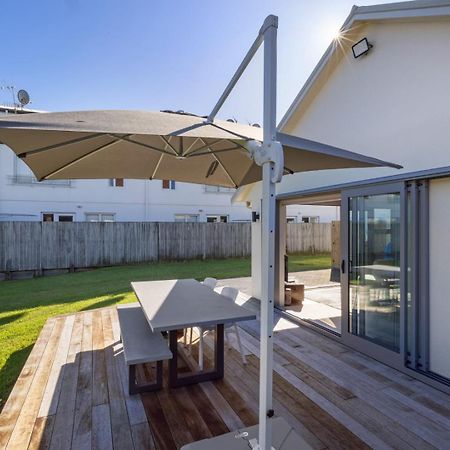 The Iconic Kiwi Bach, Full Site Downtown Mount Mount Maunganui Exterior foto