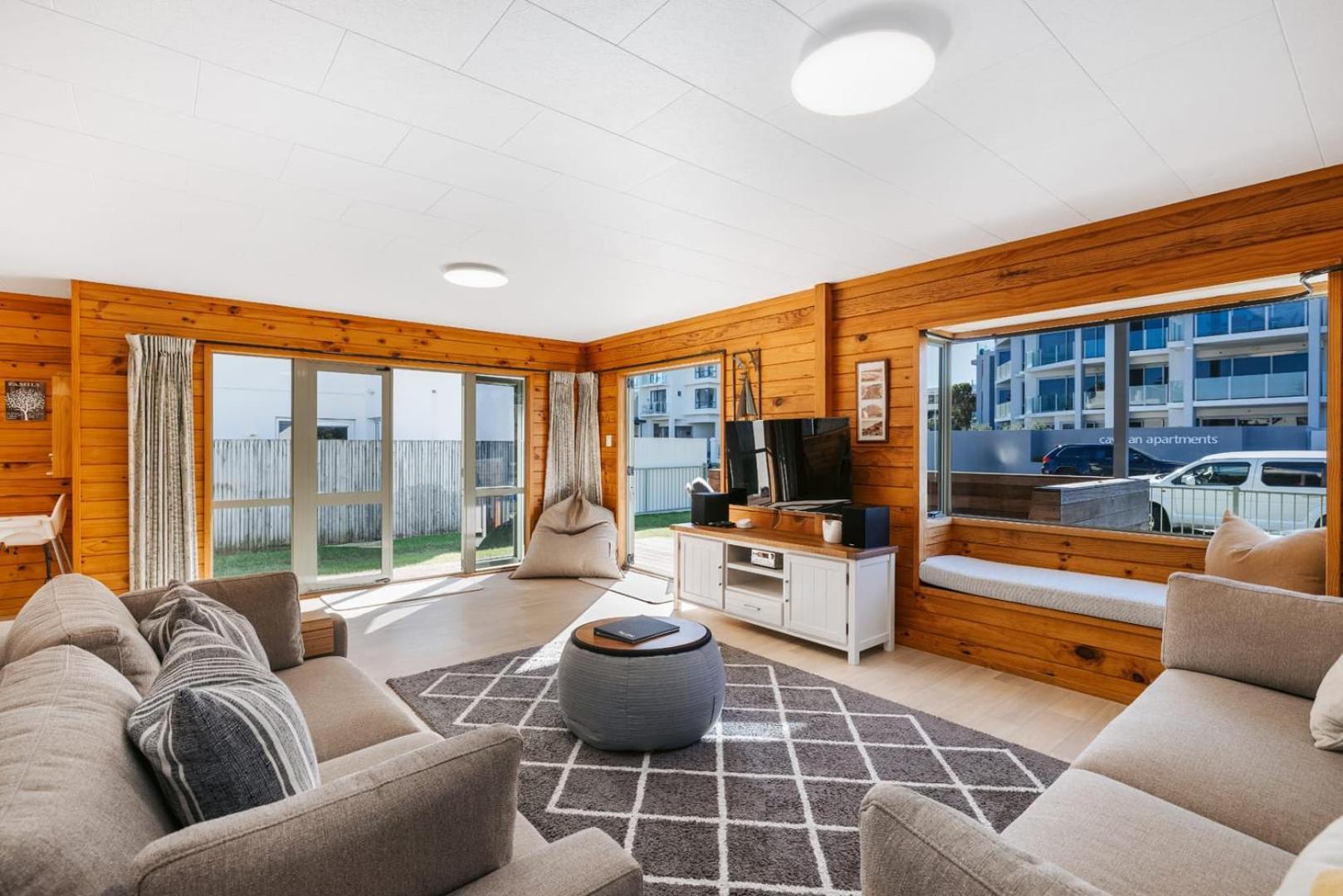 The Iconic Kiwi Bach, Full Site Downtown Mount Mount Maunganui Exterior foto