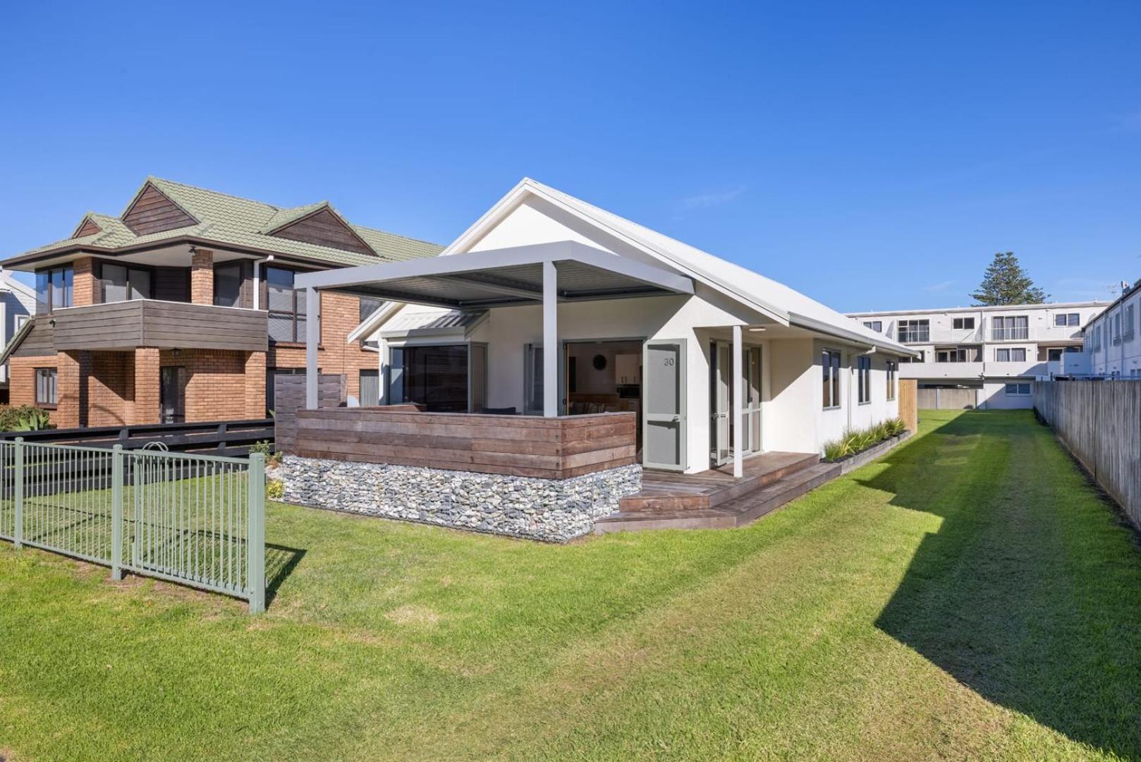 The Iconic Kiwi Bach, Full Site Downtown Mount Mount Maunganui Exterior foto